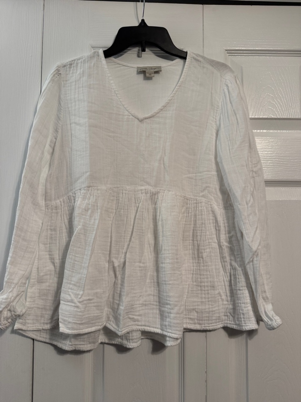 Women's V-Neck Long-Sleeve Top - White - Picture 2 of 6